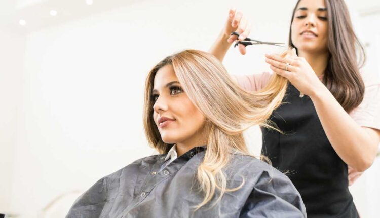 O corte que está bombando para afinar o rosto